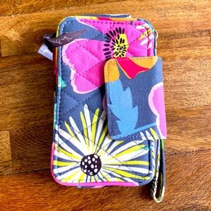 Vera Bradley very floral wristlet wallet